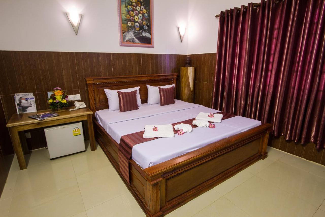Botoum Hotel Sisophon Екстериор снимка