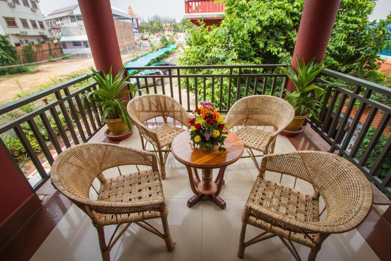 Botoum Hotel Sisophon Екстериор снимка