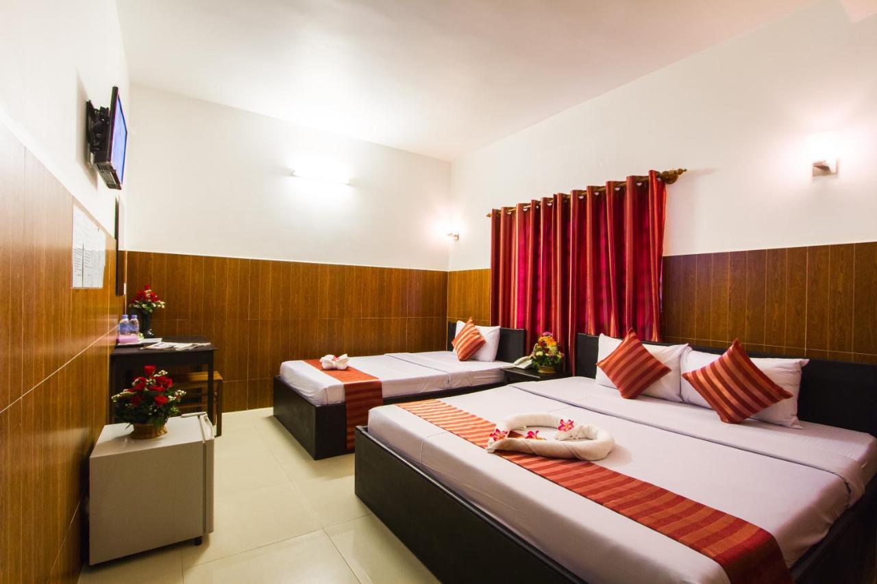 Botoum Hotel Sisophon Стая снимка