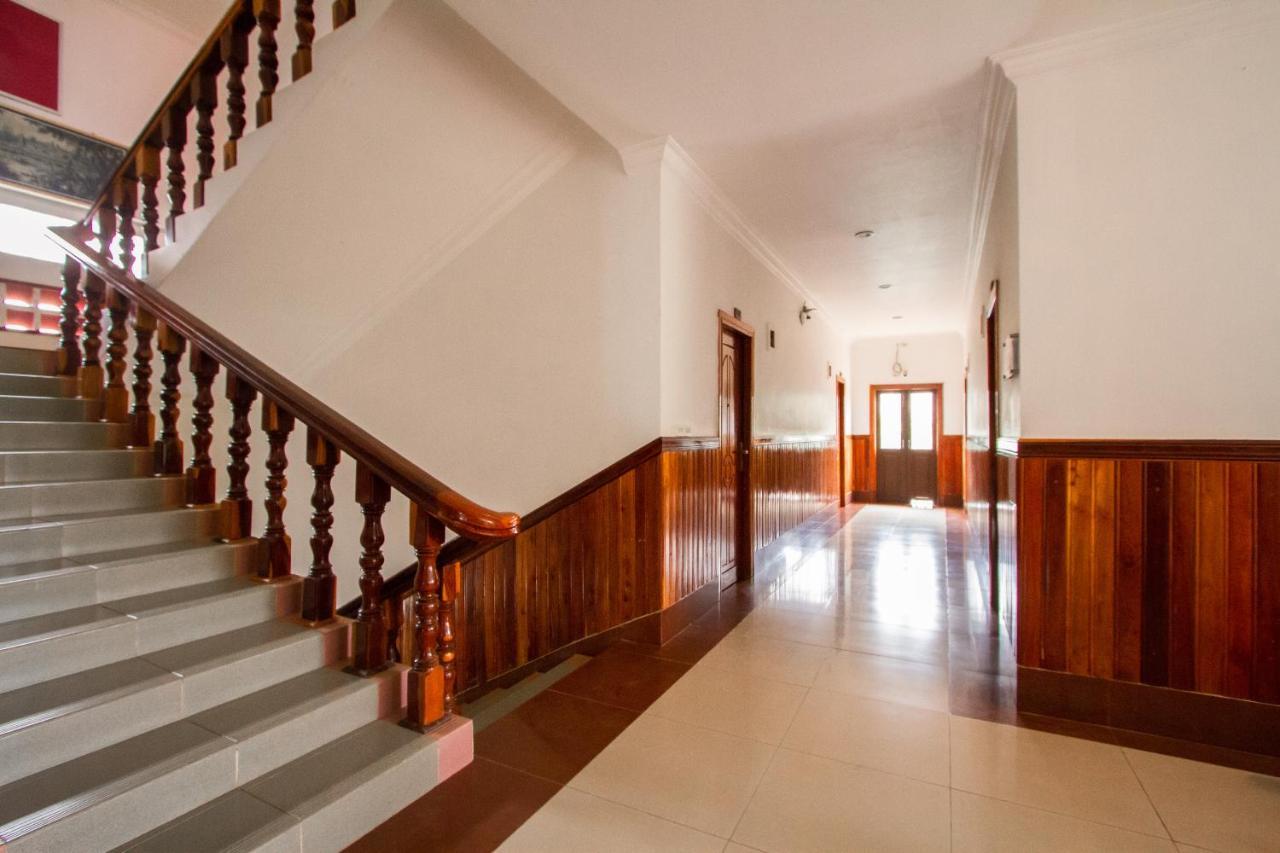 Botoum Hotel Sisophon Екстериор снимка