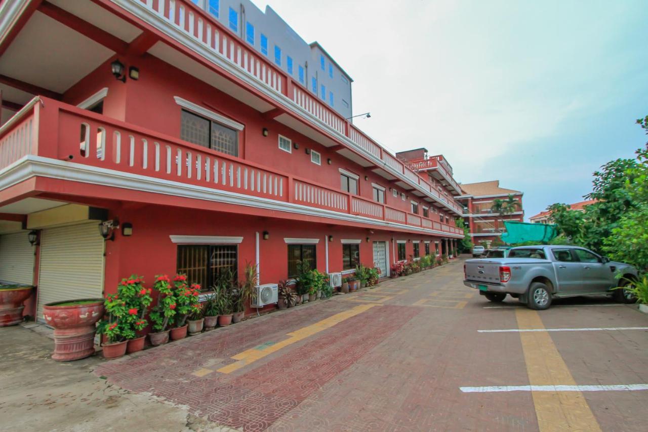 Botoum Hotel Sisophon Екстериор снимка