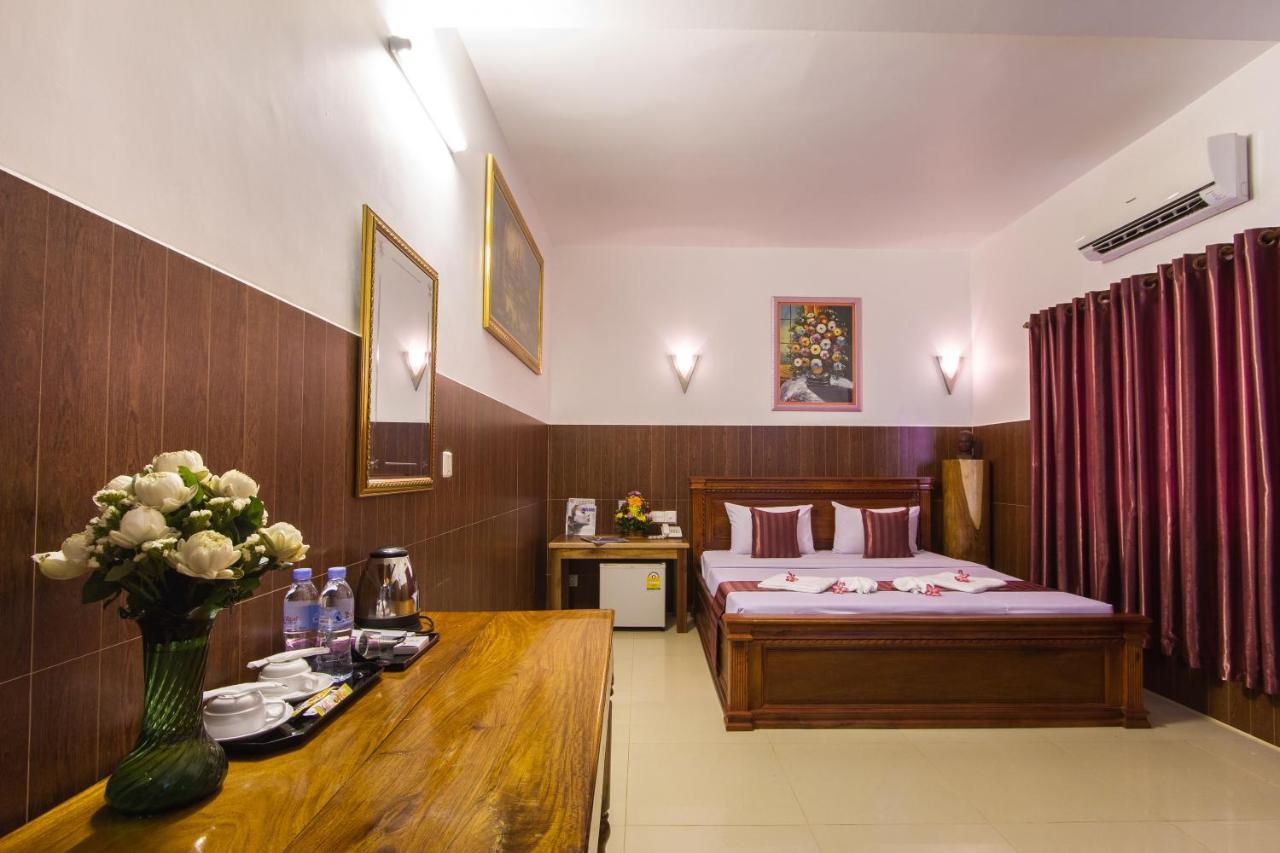 Botoum Hotel Sisophon Екстериор снимка